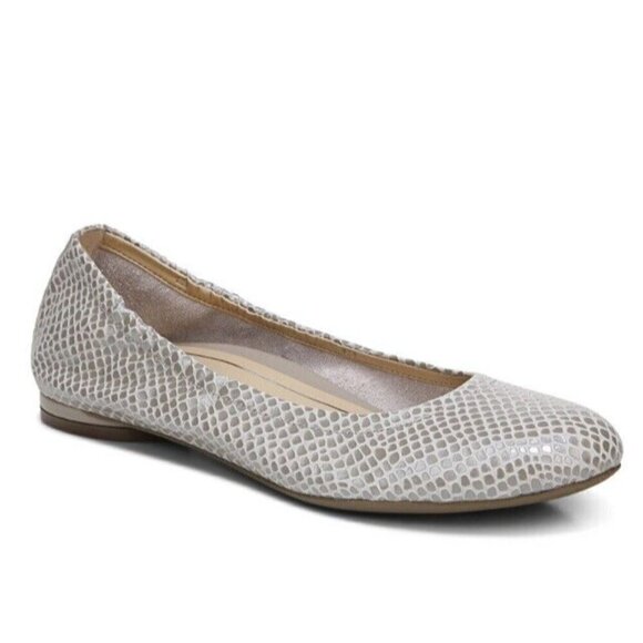 Vionic Ballet Flat Alexa Leather Lizard Aluminum Womens 7.5‎ Arch Support New - Picture 1 of 7